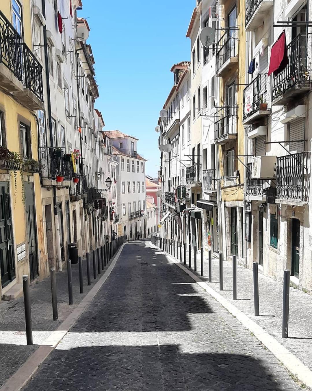 Alfama Valle Lisbon Bagian luar foto