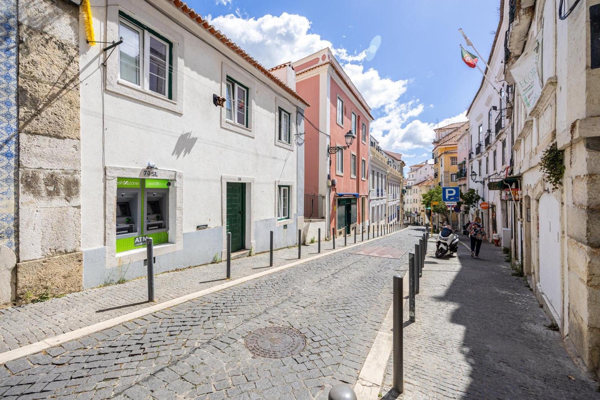 Alfama Valle Lisbon Bagian luar foto